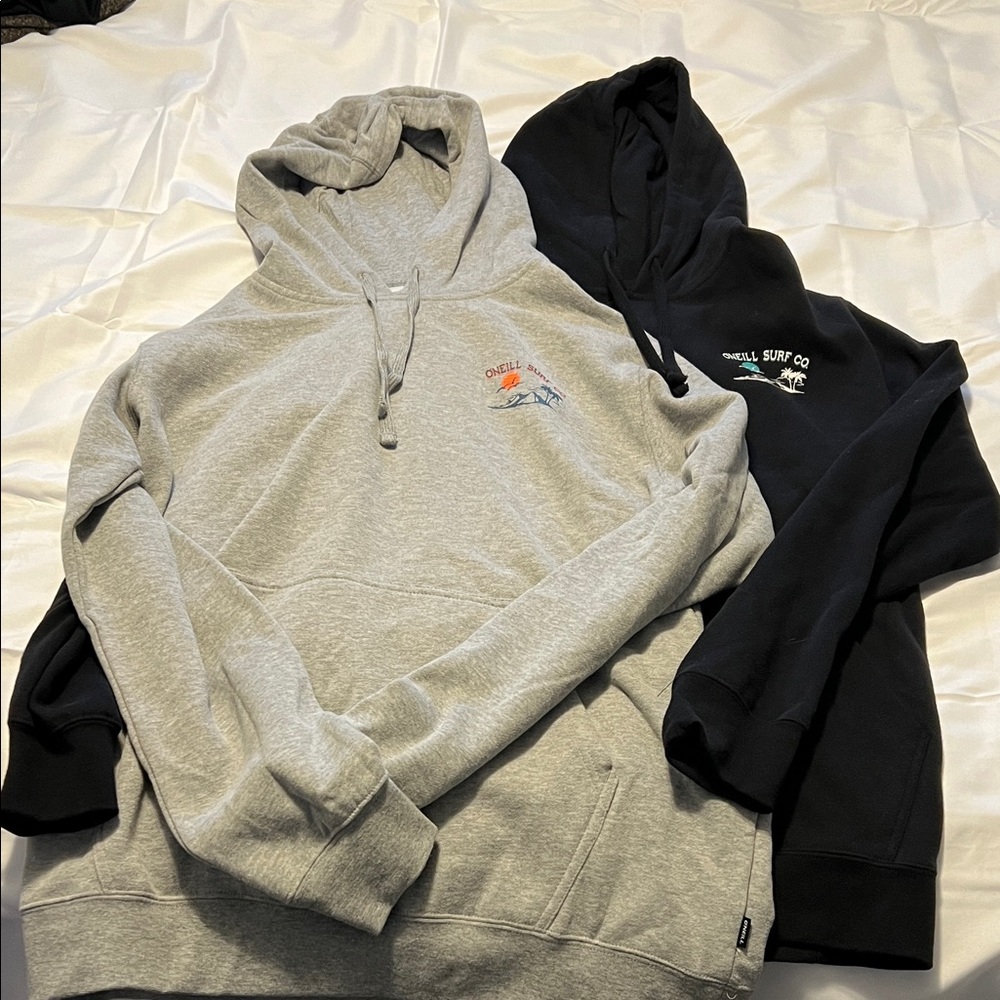 O'Neill Men's Dual-Tone Hoodies in Gray and Black
